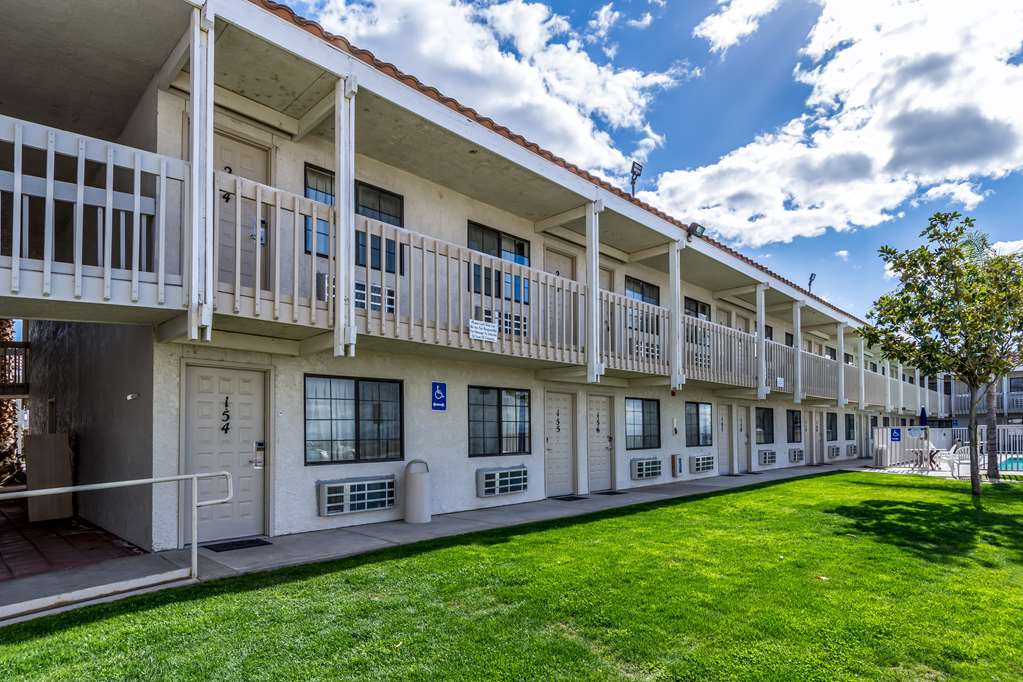 Studio 6 Buttonwillow - thumb 3