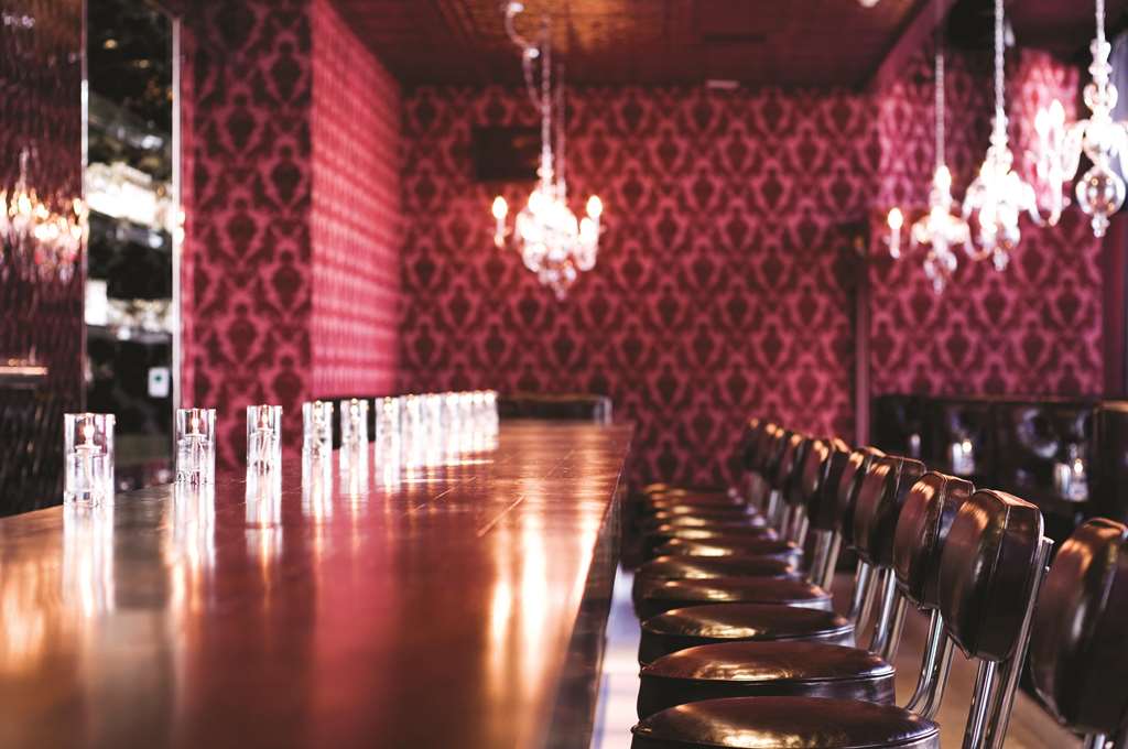 Hollywood Roosevelt Hotel - thumb 10