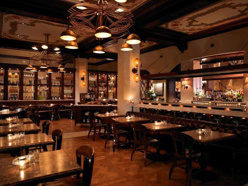 Hollywood Roosevelt Hotel - thumb 11