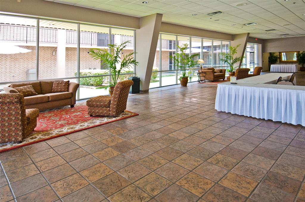 Best Western Inn Suites & Conference Ctr - thumb 10
