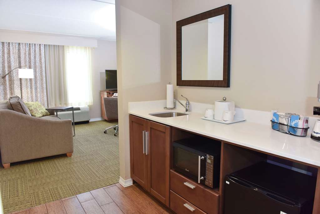 Hampton Inn & Suites Alexandria - thumb 16