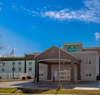 La Quinta Inn  Suites Lexington Park - Accommodation Texas