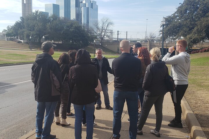 JFK Assassination Walking Tour With Oswald Rooming House