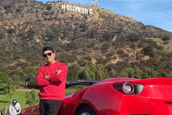 30-Minute PRIVATE Ferrari California Driving Tour To Hollywood Sign - thumb 3