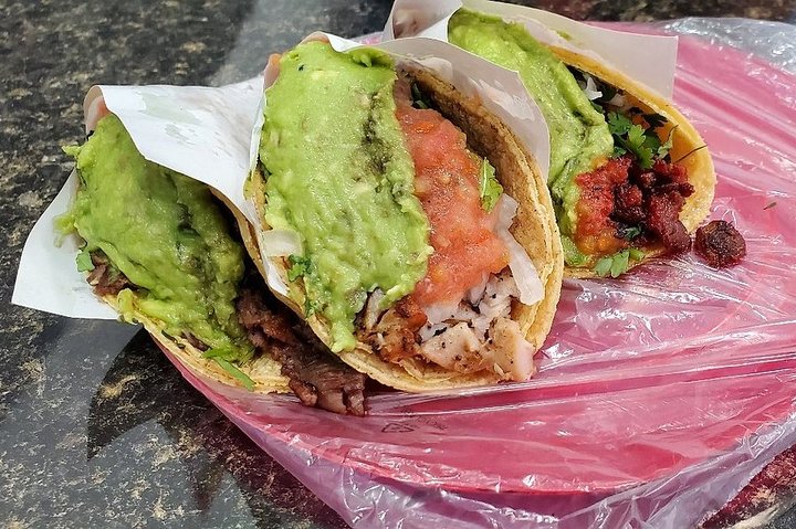 Making Your Taco In Mexico - thumb 0