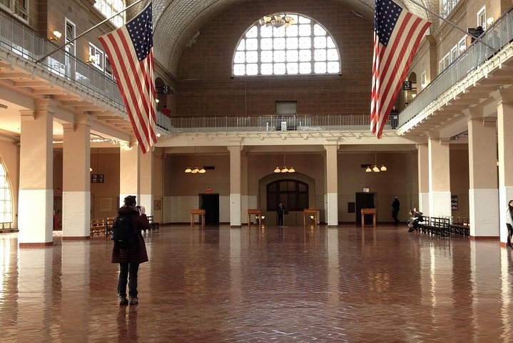 9/11 Memorial, Statue Of Liberty, And Ellis Island Tour - thumb 2