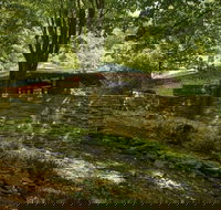 Fallingwater and Kentuck Knob - Two Visions of Frank Lloyd Wright - Accommodation Texas
