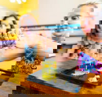 Chattanooga Make-Your-Own Custom Candle Crafts Class - Accommodation Texas