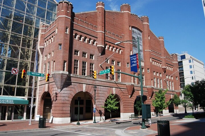 Richmond Scavenger Hunt: City Center Spectacles - thumb 2