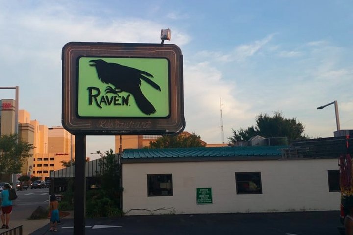 Virginia Beach Bar Hunt: Ocean Views & Brews - thumb 4