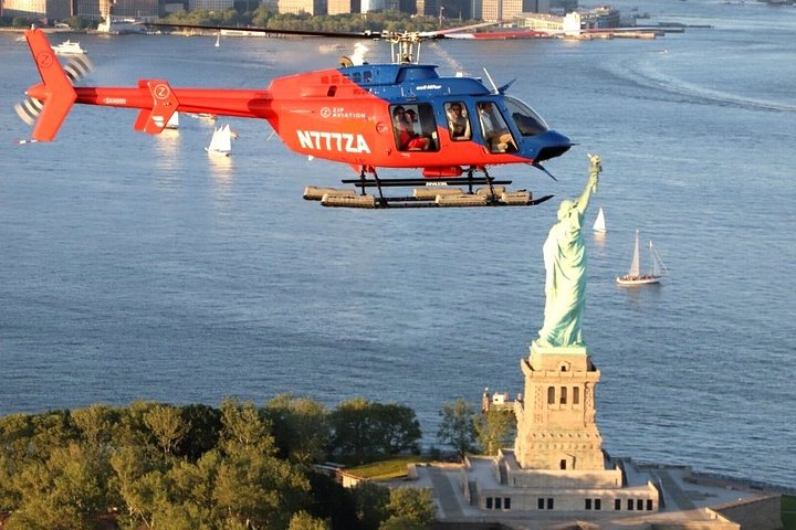 Manhattan Sky Tour: New York Helicopter Flight - thumb 0