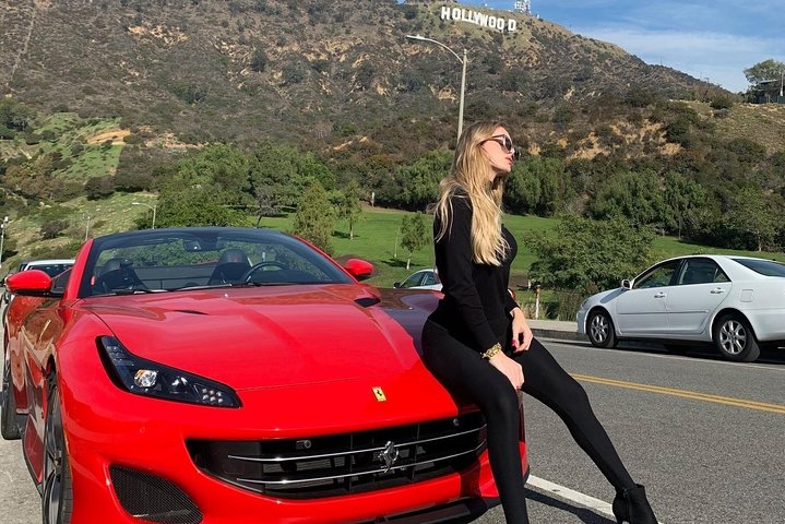 30-Minute PRIVATE Ferrari California Driving Tour To Hollywood Sign - thumb 2