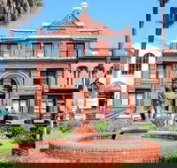 Historic Savannah Guided Walking Tour - Accommodation Texas