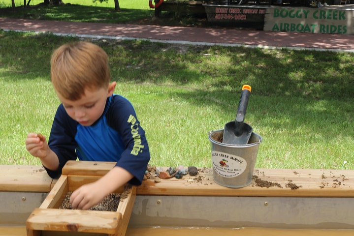 30-Minute Airboat Ride, Lunch, Gem Mining And Park Admission - thumb 0