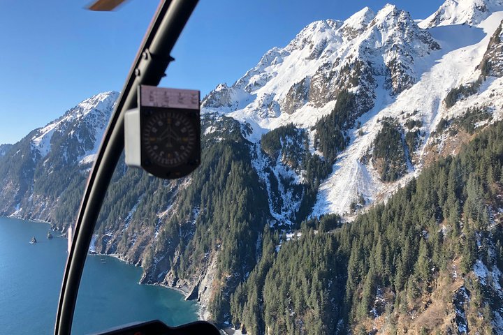 30-Minute Ocean And Glaciers Flight - thumb 1
